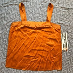 NWT Starington 100% Silk Top